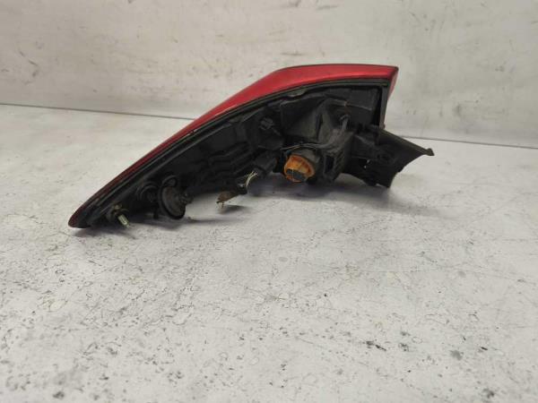 FEU ARRIERE DROIT RENAULT - Vue 2